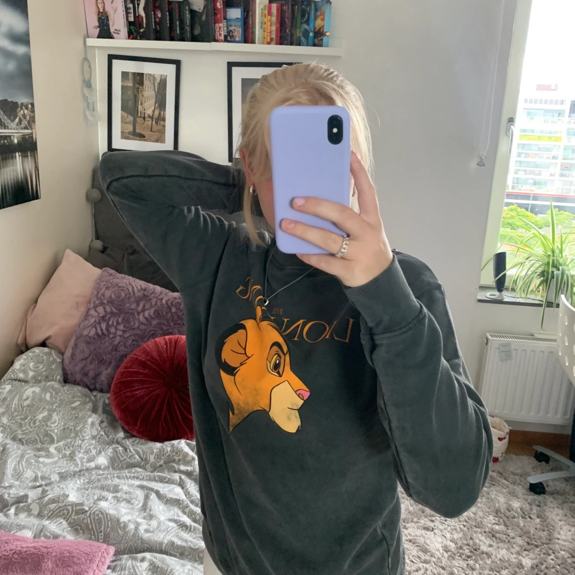 Tjocktröja med lejon kungen  - 90