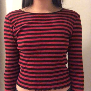 Tröja - Randig tröja från gina tricot❤️ frakt 42kr, läs alltid policy! 
