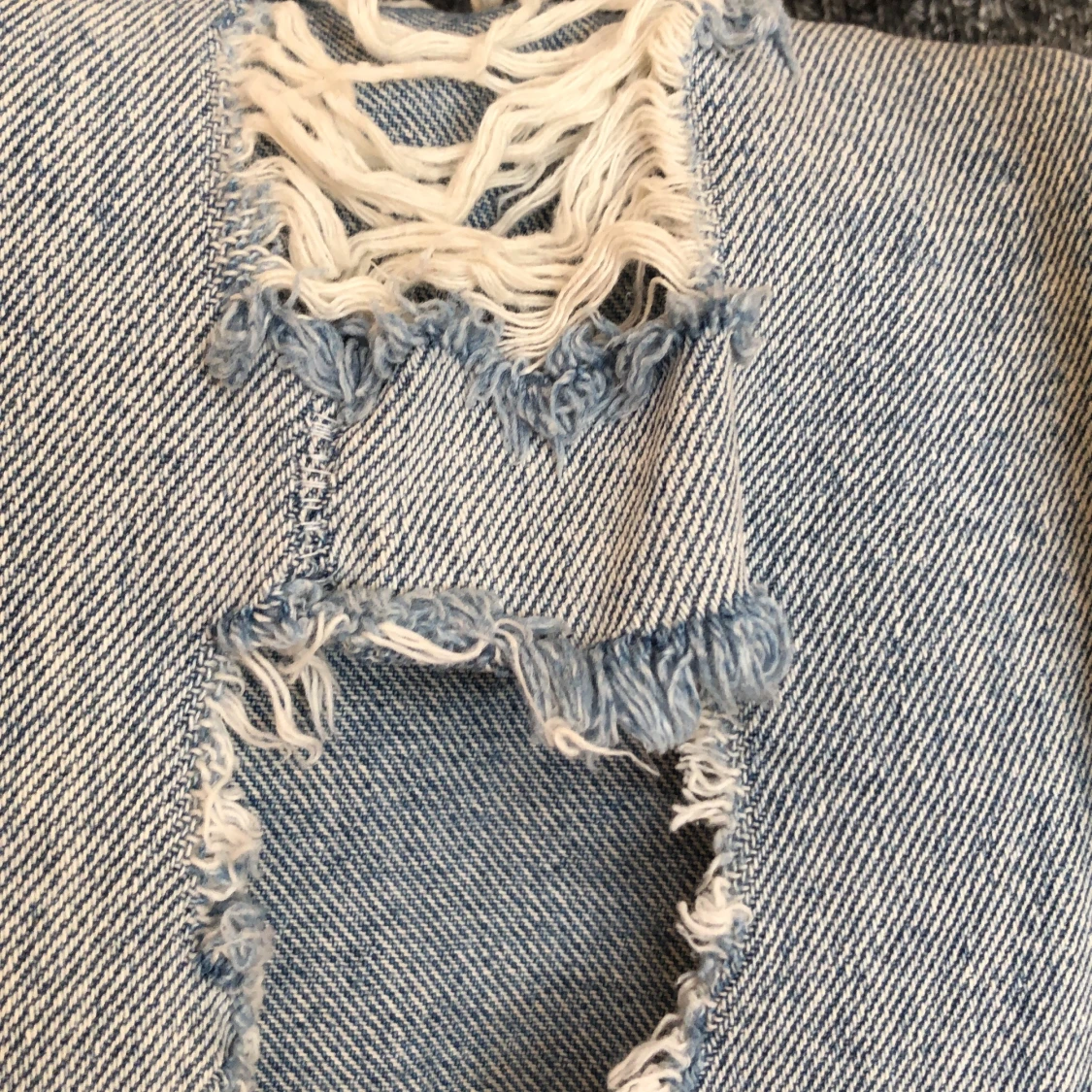 Ripped jeans strl small - 91