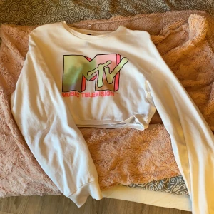 Divided storlek xs - Helt ny aldrig används storlek xs magtröja typ