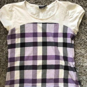 Vitage - Super söt topp köpt i USA , Barnstorlek men sitter bra på mig som har Xs/s egentligen! Frakt 30kr