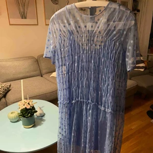  - Fin skick. Använd tre gånger.   Ny pris 1795kr. Köpt 2018.   Samfraktar gärna.  