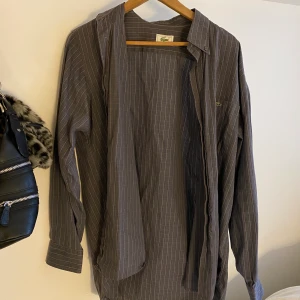 Oversized skjorta - Oversized skjorta från Lacoste🐊 