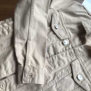 Denim jacket  - Never wore it, it’s super small tho for a tiny person 