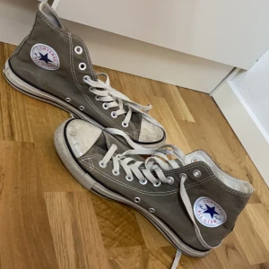 Converse - Converse skor. Används. Storlek 41. Lite sliten inuti.