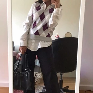 Väst - Trendig snygg väst, thriftad och i väldigt gott skick!