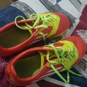 Adidas fotball skor  - Fotbollskor med dubbar