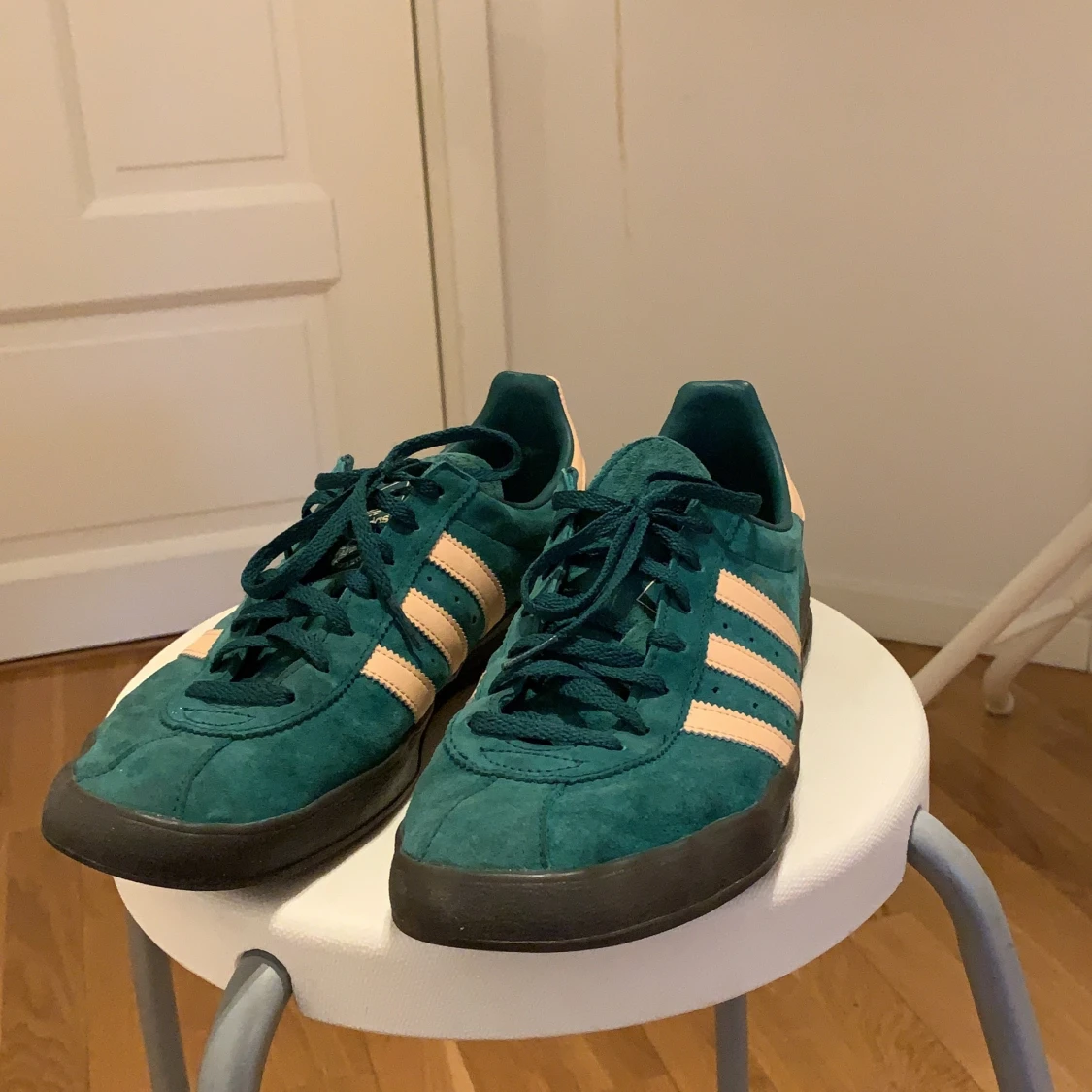 Adidas broomfield gröna storlek 44 - 90
