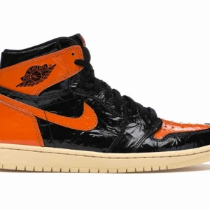 Nike Air Jordan 1 Retro High OG SBB 3.0 - Nike Air Jordan 1 Retro High Shattered Backboard 3.0  |  Helt nya/ oanvända