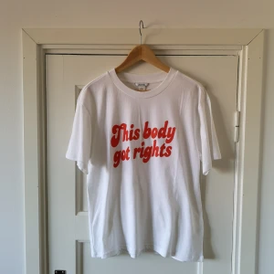  - Monki x RFSU T-shirt. Aldrig använt den. 