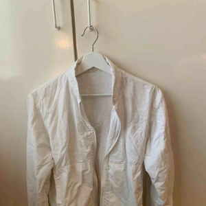  - Bomberjacka, lite skrynklig men jätte fint skick