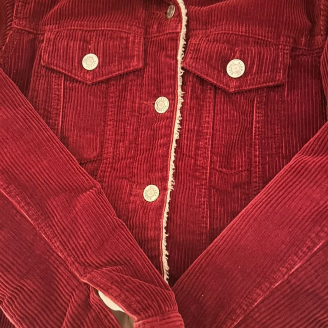 Vinröd teddyjacka från Bik Bok XS - 1