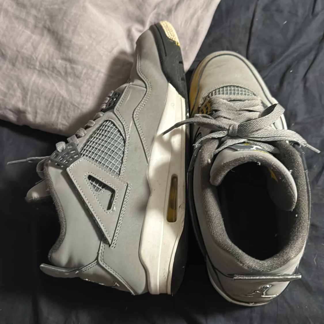 Jordan 4’s cool grey - 2