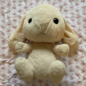 Stort kaningosedjur!  - Supersöt kaningosedjur / Bunny plushie. Rätt stor och supermysig. 