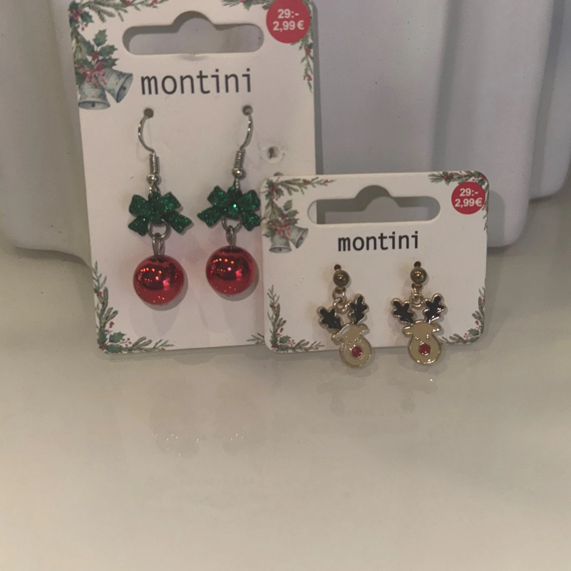 Julörhängen från Montini