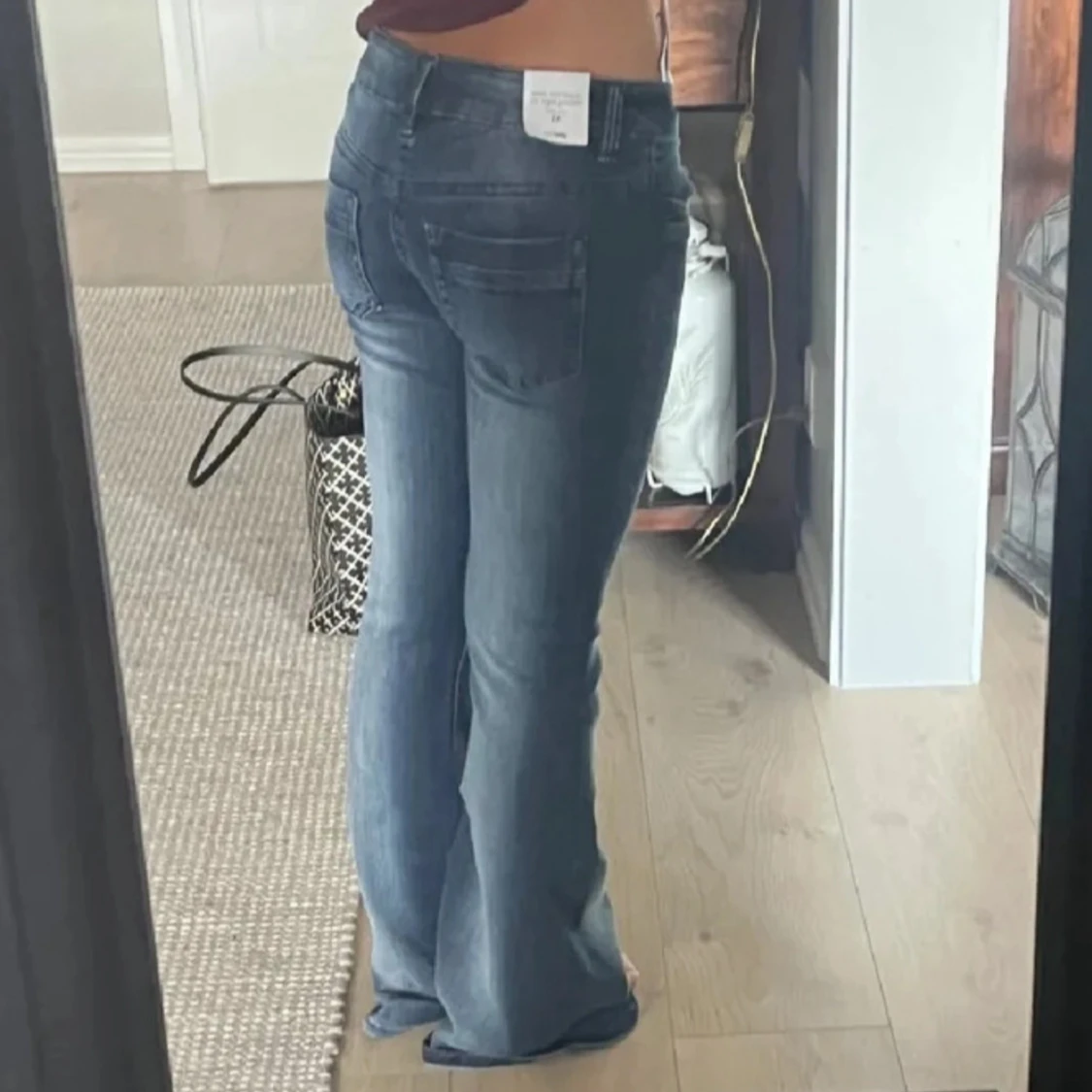 Blå bootcut jeans låg midja - 1