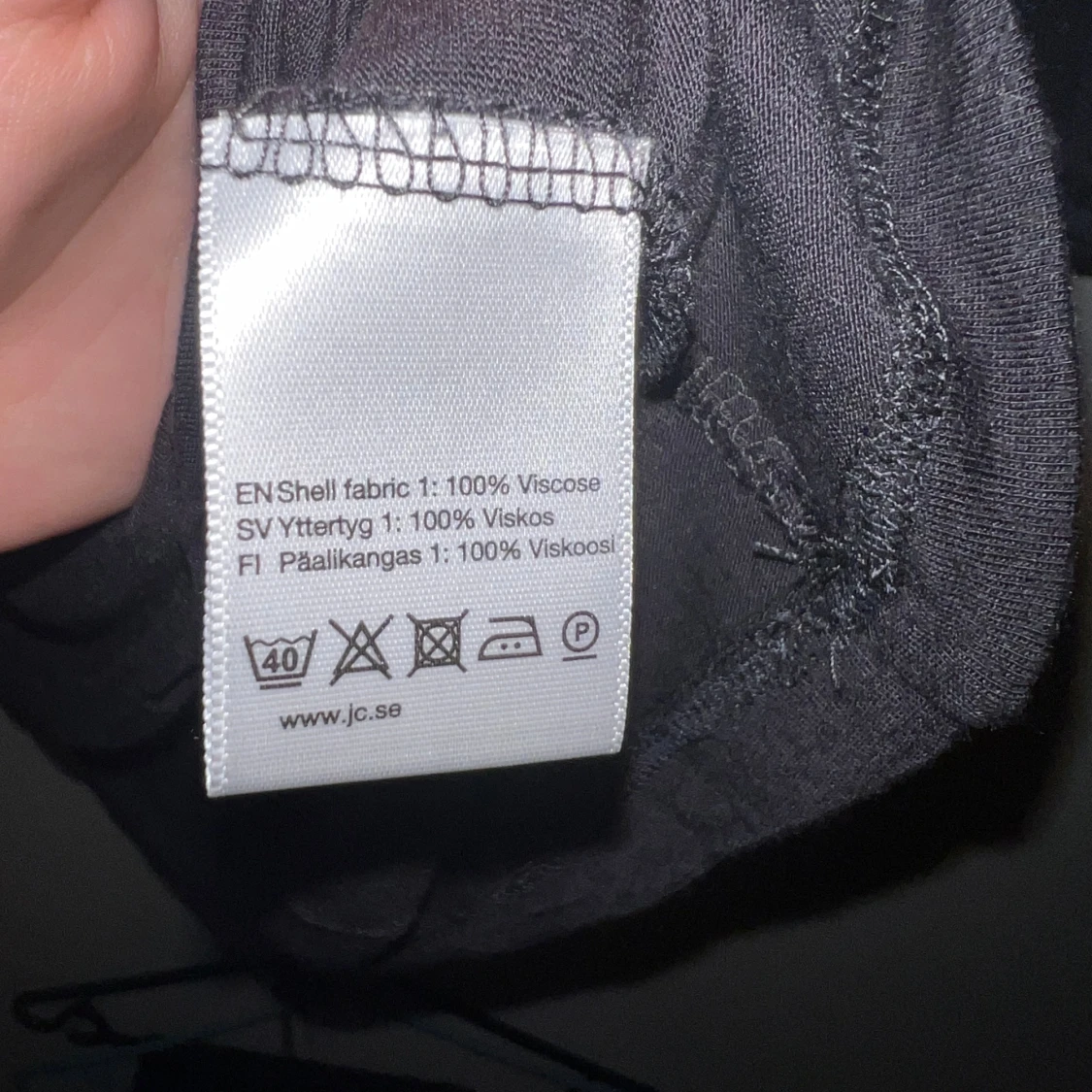 Svart topp från JC med trekvartsärm - 2