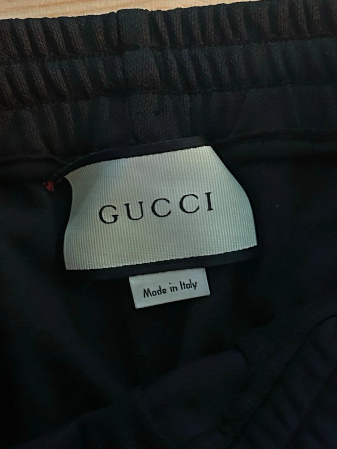 Gucci Svarta mjukisbyxor med röd-gröna ränder - 2