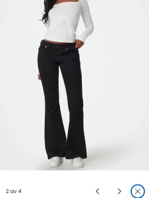 True religion jeans joey - Säljer mina true religion jeans pga för små för mig. Storlek w24 och bara använda ca 4 ggr. 