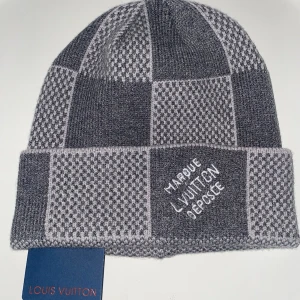 Lv mössa  - Helt nytt 