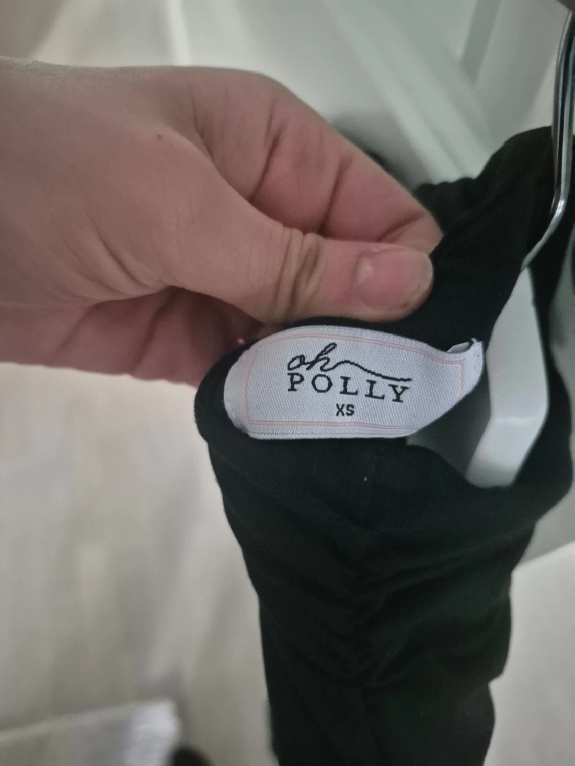 Svart polotopp med öppen rygg från Auri - 6