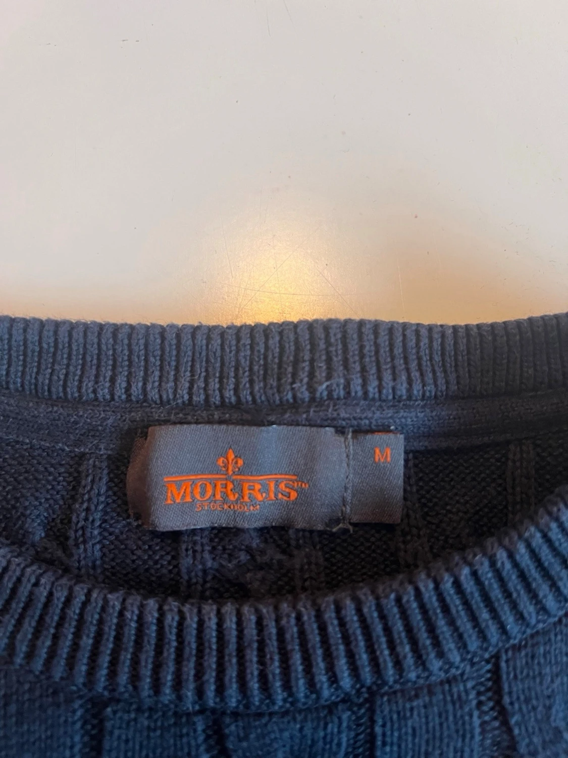 Mörkblå kabelstickad tröja från  Morris - 1