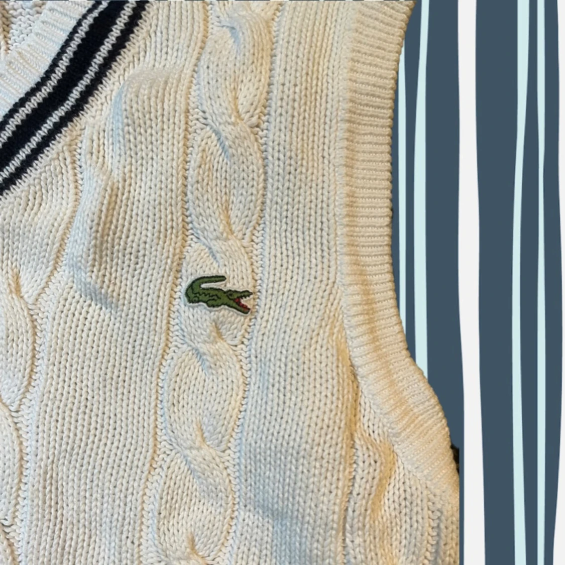 Vintage kabelstickad väst från Lacoste - 2