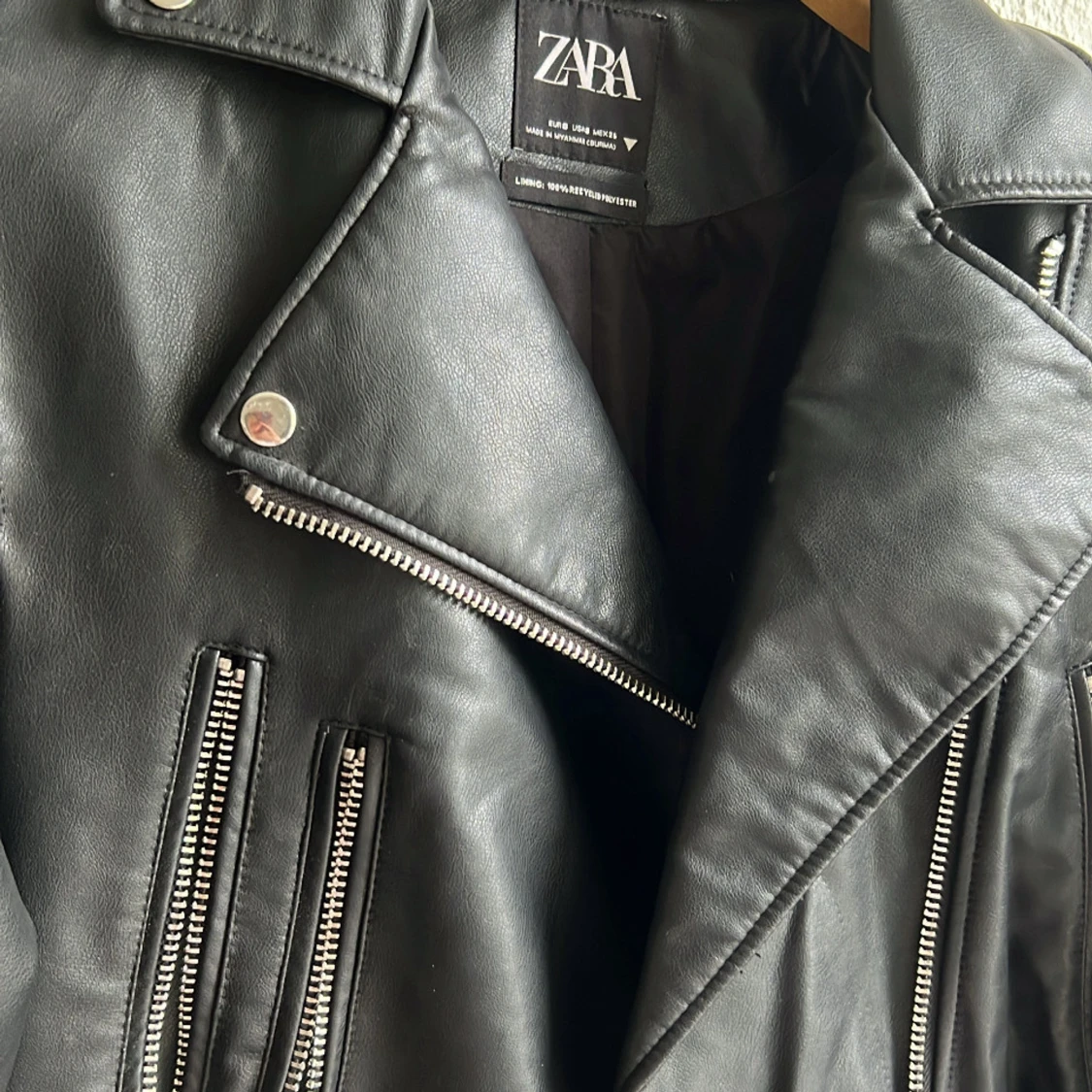 Svart skinnjacka från Zara - 3