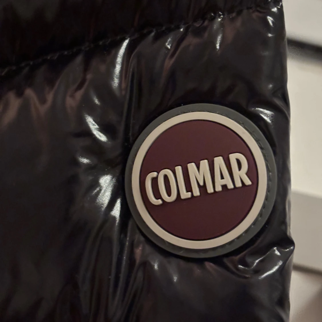 Svart pufferjacka från Colmar - 1