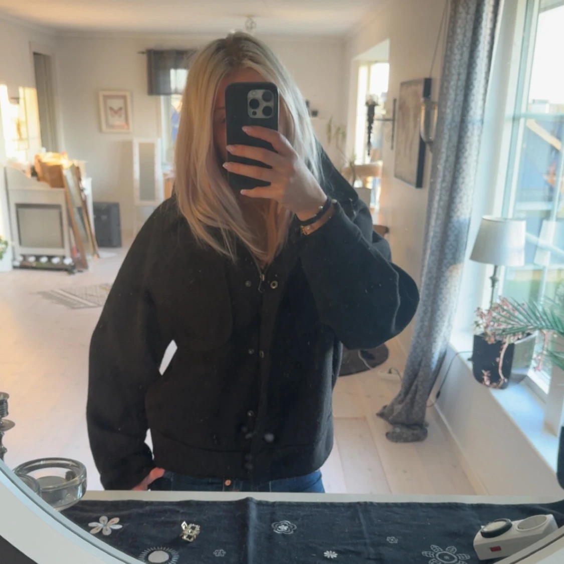 Svart jacka/kappa - 1