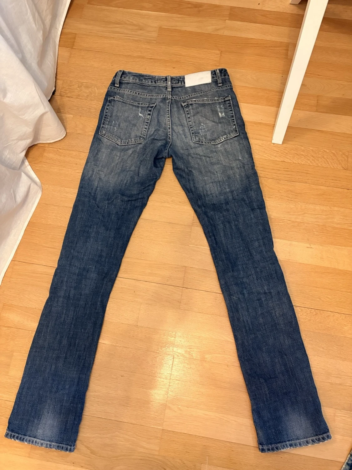 ACNE Blå raka jeans med låg midja - 1