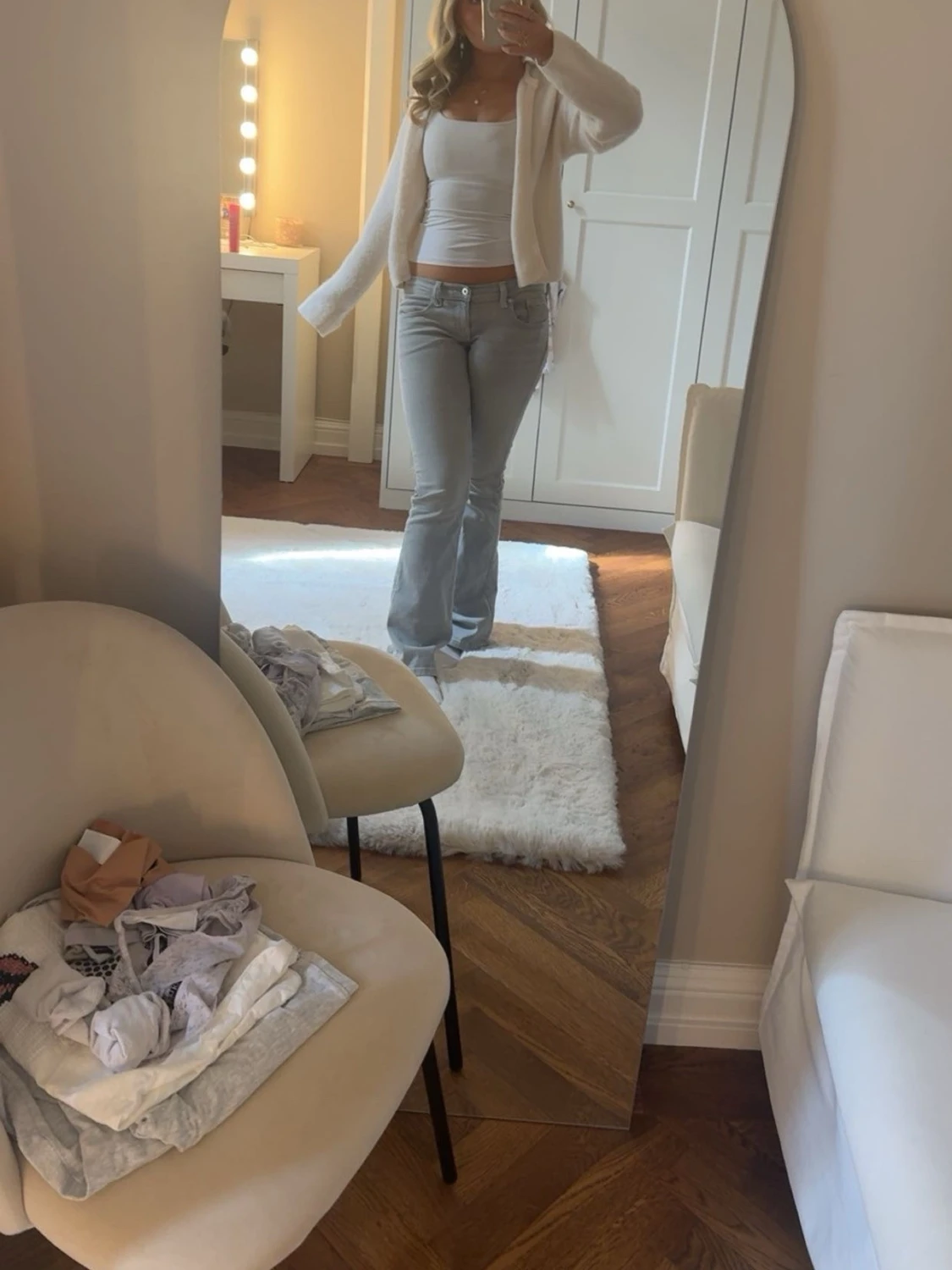 Ljusgrå bootcut jeans - 1