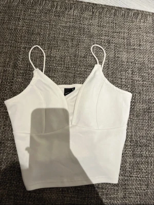 Topp - Fin topp, inga märken på.