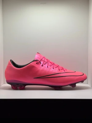 Nike Mercurial Vapor 10  - Nike Mercurial Vapor 10 FG “Lightning storm”🎀  Size- 8.5 US/ 42 EU 🇪🇺   Condition- 8/10