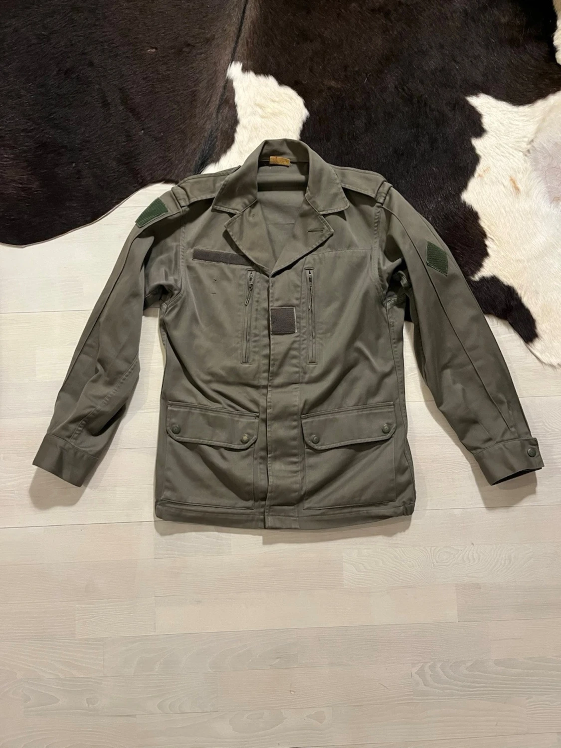 Olivgrön militärjacka - 2