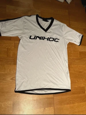 Träning T-shirt  - Aldrig använd 