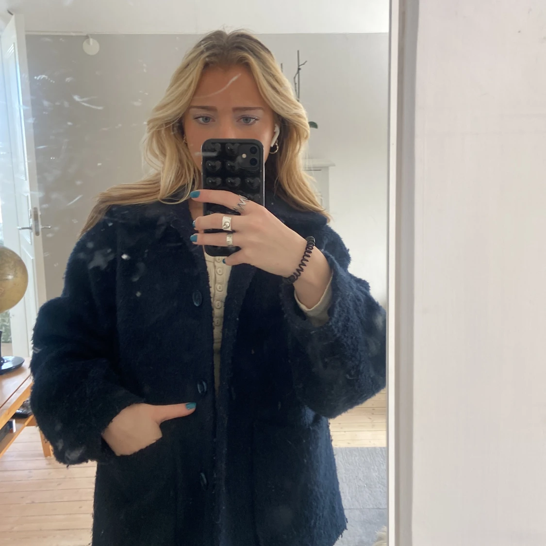 Mörkblå kappa  - 91