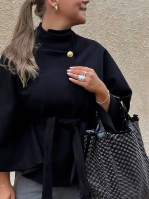 Kappa missäy  - Fin svart kappa från missäy i onesize, sparsamt använd💕pris går att diskuteras!