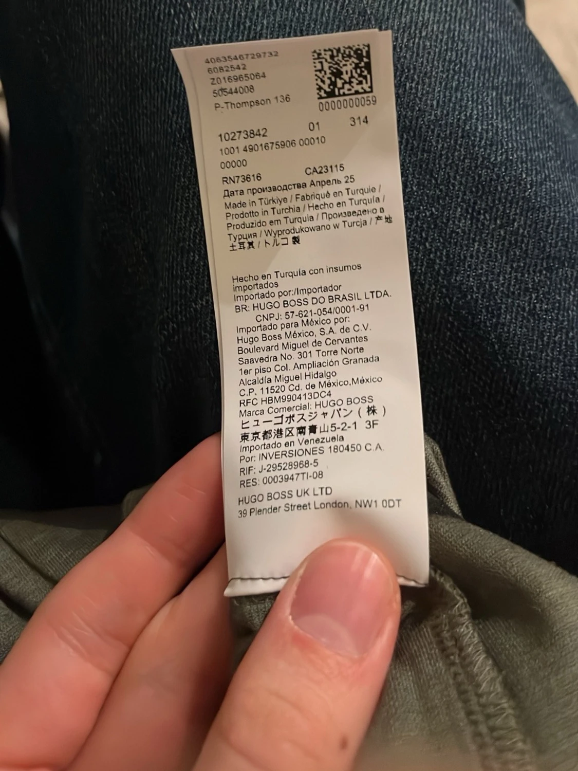 Grön t-shirt från BOSS, storlek M - 4