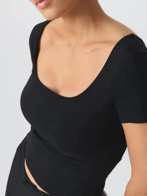 Svart croppad topp Gina Tricot🖤 - Svart croppad topp Gina Tricot🖤