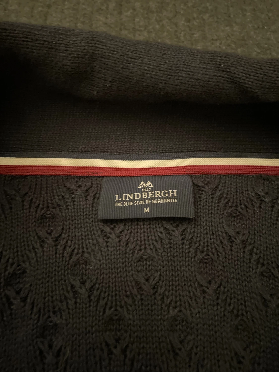 Mörkblå cardigan från Lindbergh - 1