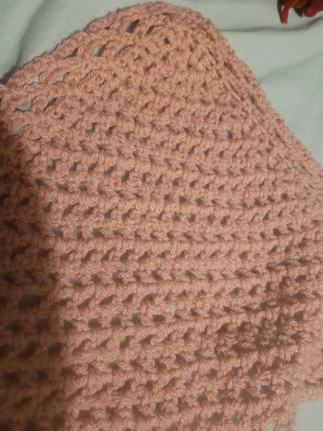 Handvirkad vit slouchy hårscarf - 3