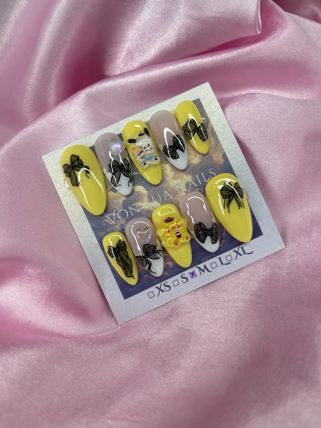 Honeyboo (M);Medium Almond - 1