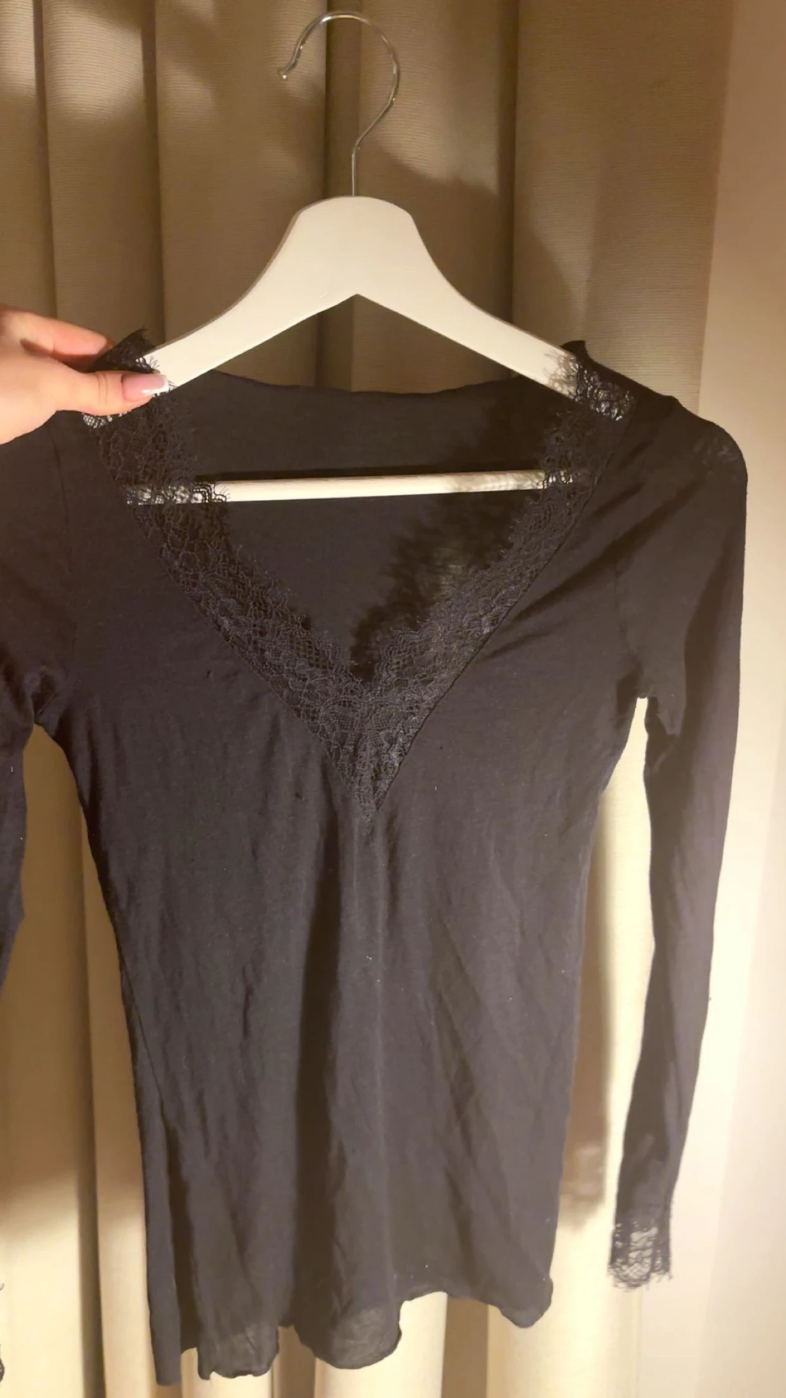 Svart Intimissimi tröja med spets - 2