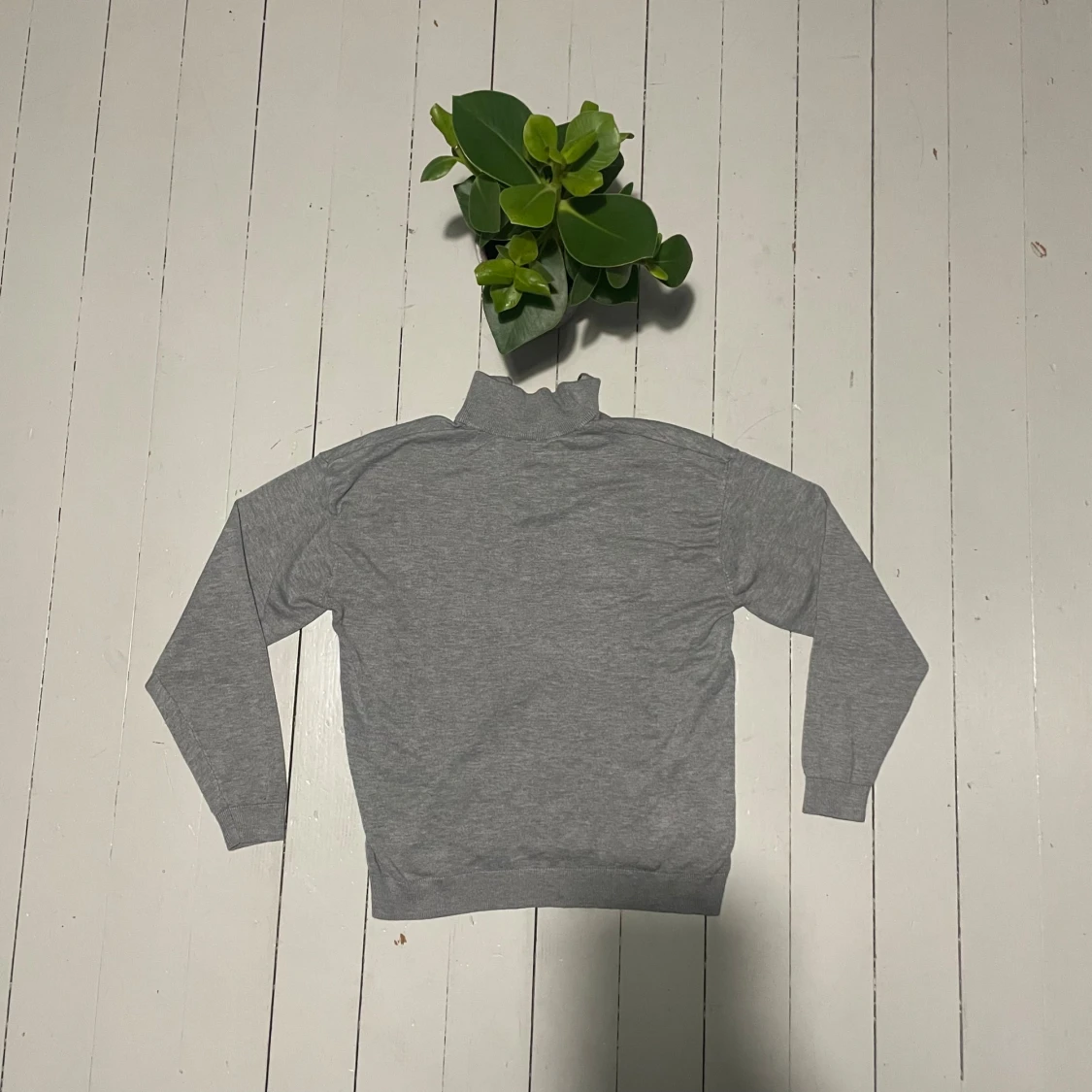 Grå half zip tröja från Lindex - 1