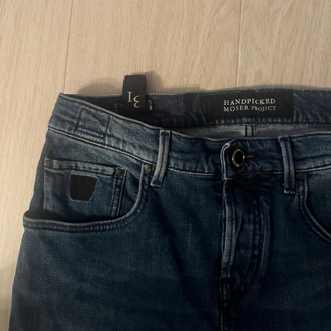 Handpicked mörkblå jeans Milano - 1
