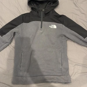 North face hoodie - Perfekt till son eller lillebror