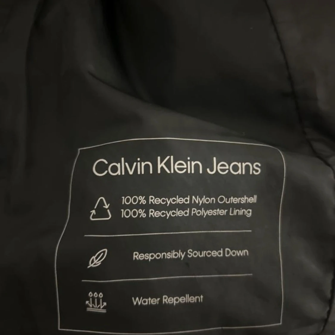 Svart pufferjacka Calvin Klein Jeans S - 2