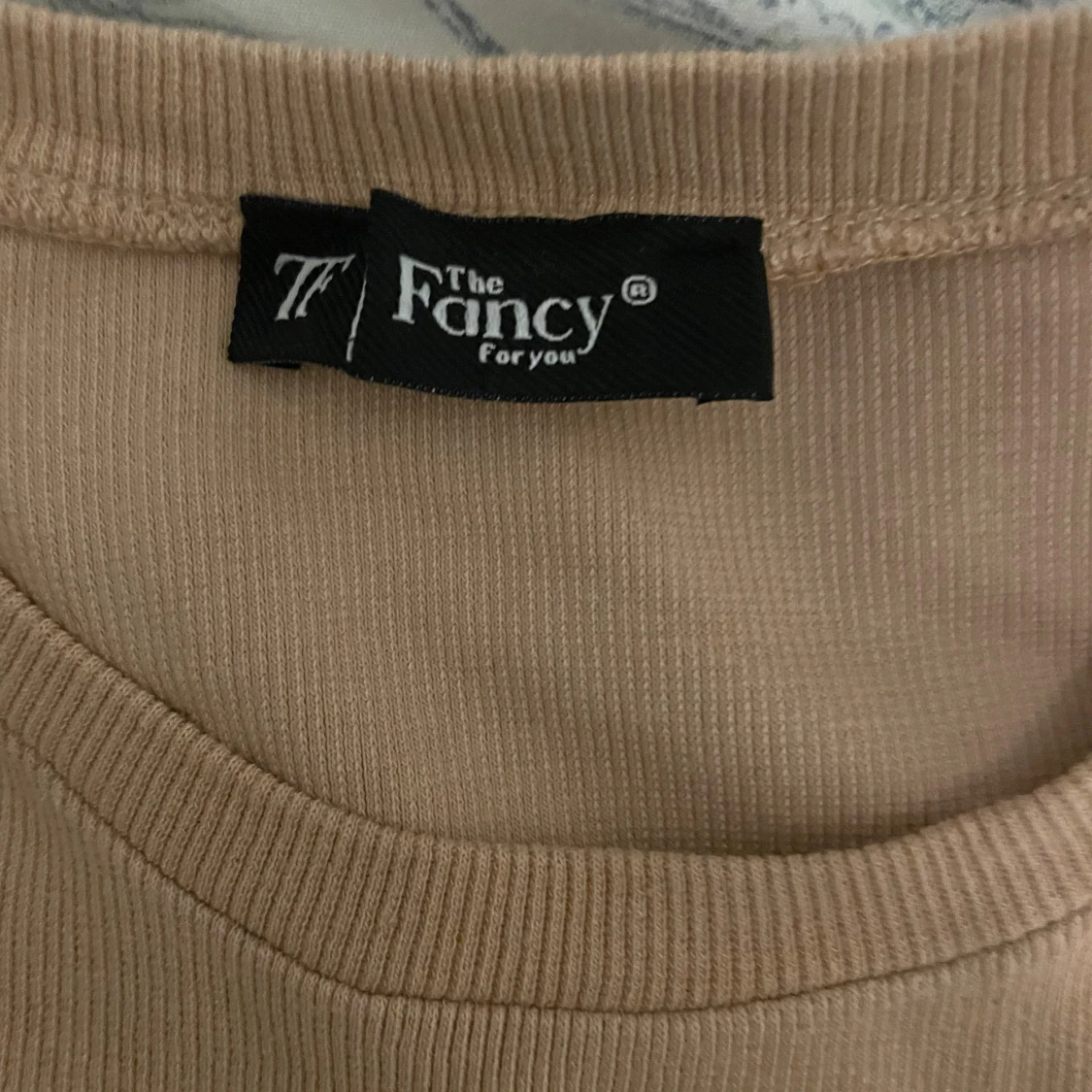 Beige ribbad långärmad tröja Fancy - 1