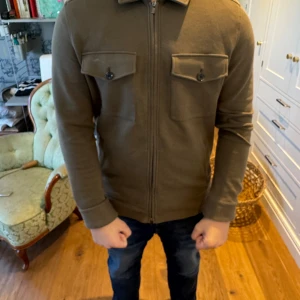  Dressman   - En fett dressman overshirt fin till hösten storlek L 